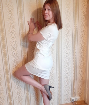 Возможности, которые я предлагаю, не знают границ. Мои услуги полностью отвечают высоким требованиям мужчин, мои отзывы говорят сами за себя. Фото подтверждают мою привлекательность и соблазнительность. Если ты ищешь настоящие острые ощущения, тогда я - именно та, кто тебе нужен. Живу в Москве и готова воплотить в реальность все твои самые скрытые фантазии. 💋🔥🌹 Ева